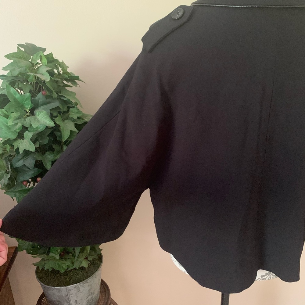 Express Cropped Black Jacket - image 3